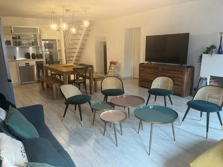 L'Escalier Du Chateau T4 Duplex 9 Couchages 4* Annecy Esterno foto